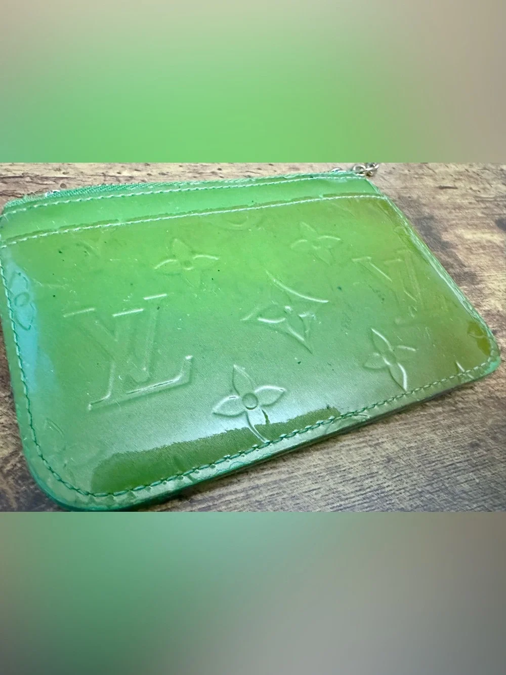 Louis Vuitton Monogram Vernis Pochette Clés